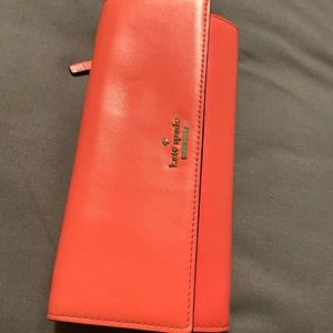 Kate spade wallet - Great condition!